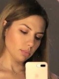 Попова Дина