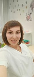 Ихсанова Адэля Фарраховна