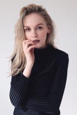 Комиссарова Даша