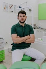 Тешелеев Азамат Тахирович