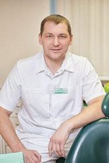 Ахметов Максим Евгеньевич