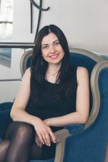 Коровай Надежда