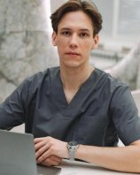 Кулаков Артем Дмитриевич