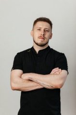 Карлацкий Максим Дмитриевич