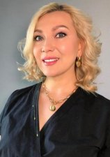 Поникарова Елена
