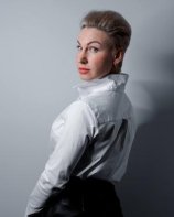 Елена Елена