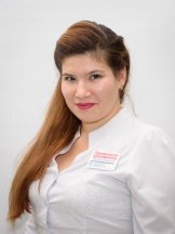 Еникеева Динара