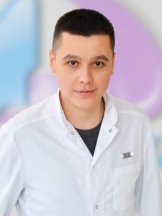 Утяков Альберт Русланович