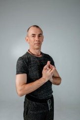 ПОЛУПАНОВ ВИКТОР