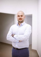 Исхаков Роберт Илдарович