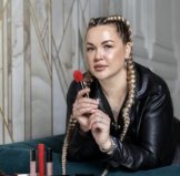 А. Алла
